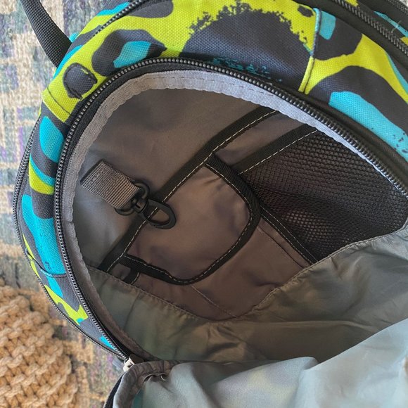 Grip Backpack by High Sierra "Jackhammer Wildcat" pattern -black, teal, green - Picture 7 of 9